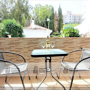 https://los-patos-apartamentos-segunda-linea-de-playa-parking-gratis.1costadelsol.com